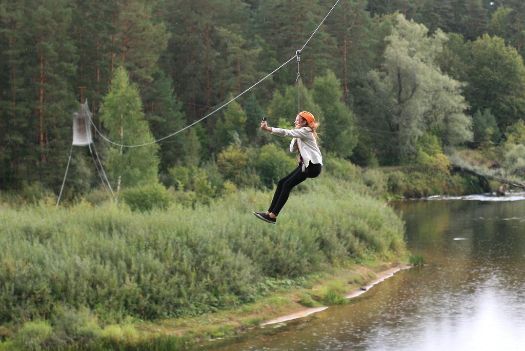 Sajutu Parka Hostelis Valmiera Bagian luar foto