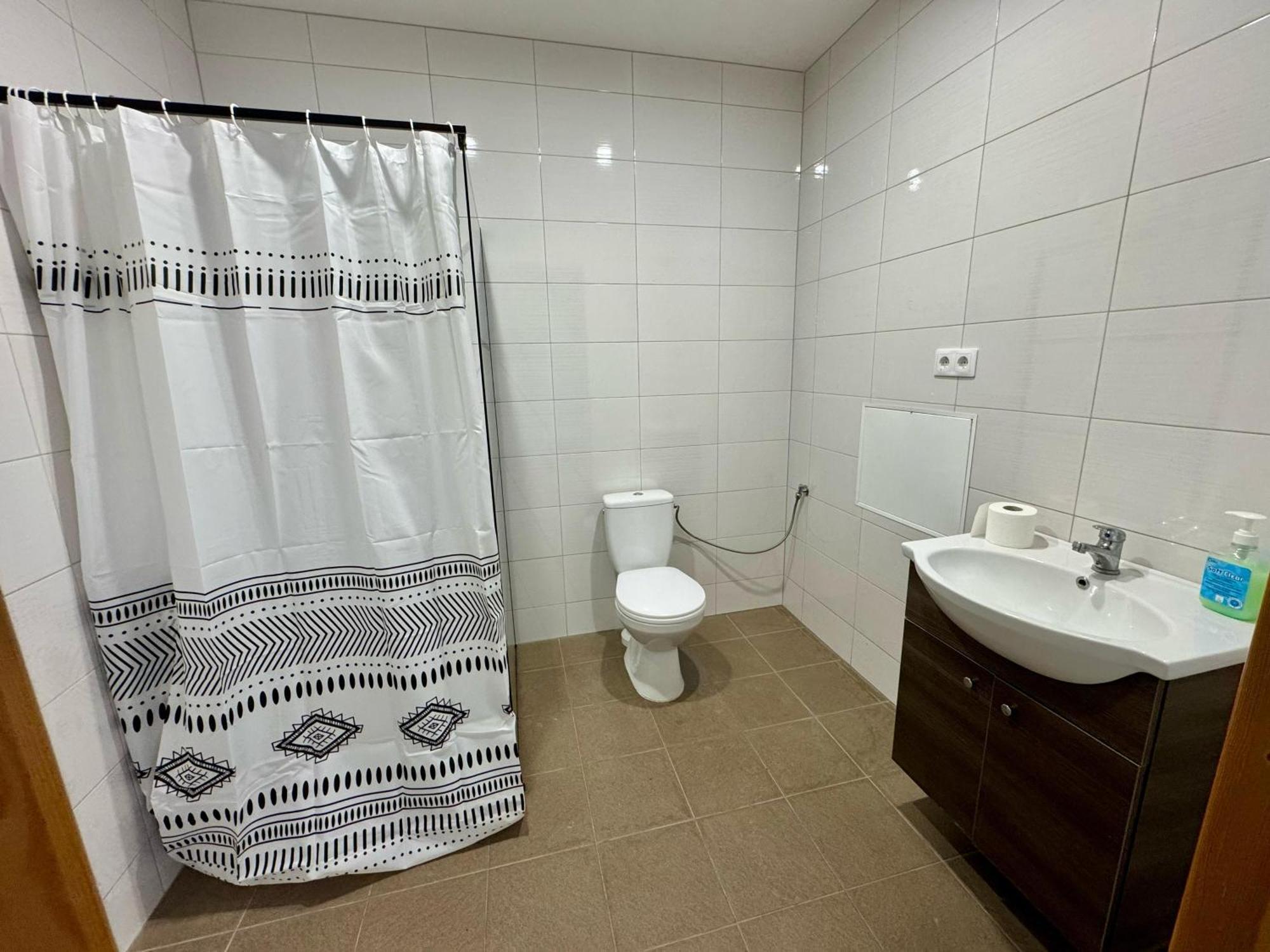 Sajutu Parka Hostelis Valmiera Bagian luar foto