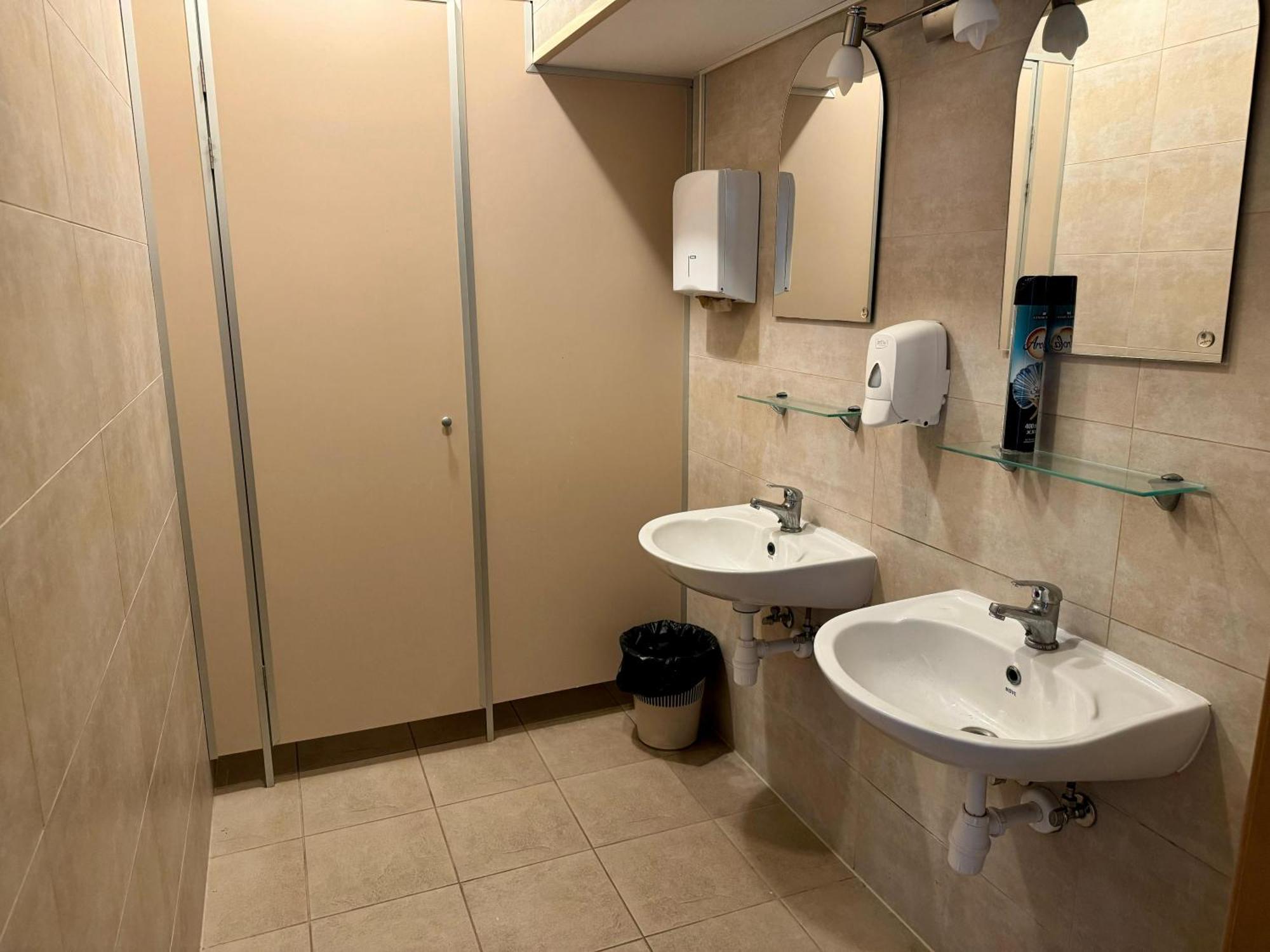 Sajutu Parka Hostelis Valmiera Bagian luar foto