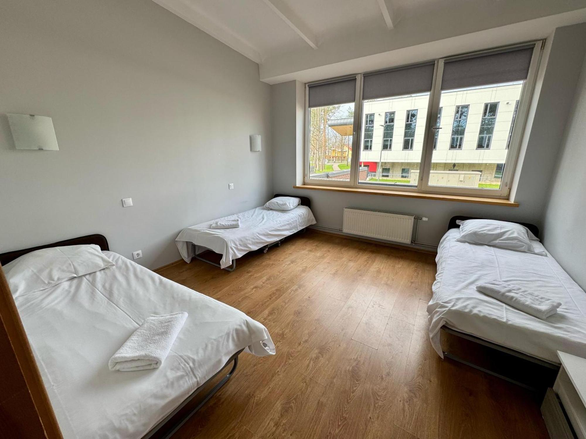 Sajutu Parka Hostelis Valmiera Bagian luar foto