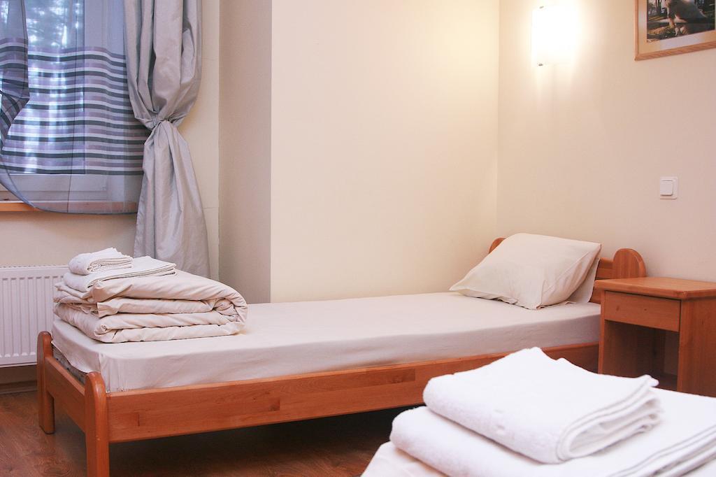 Sajutu Parka Hostelis Valmiera Ruang foto
